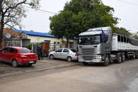 la Escuela N° 399 recibió los juguetes que entregará el Gobierno el domingo 16