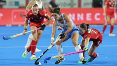 Las Leonas empataron con Bélgica y enfrentarán a Australia en semifinales