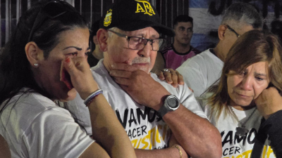 A un mes del crimen de Julián Álvarez Guardia, familiares y amigos marcharon a Fiscalía