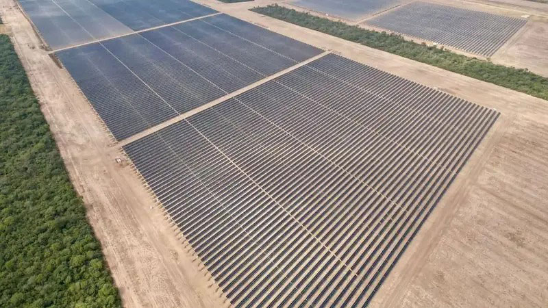 El Gobernador anunció la ampliación del Parque Solar Las Lomitas