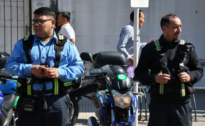 Resistencia incorpora bodycams para inspectores y empieza a filmar infractores en la calle