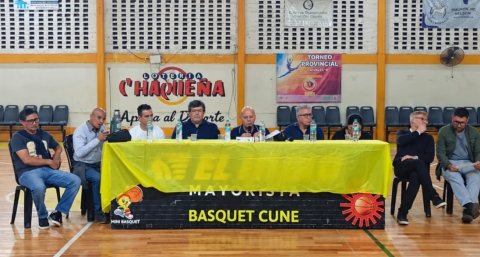 Los socios respaldaron por unanimidad a la Comisión Directiva ante el conflicto con la UNNE