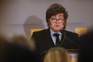 La confianza en el Gobierno cayó a su peor nivel de la era Milei