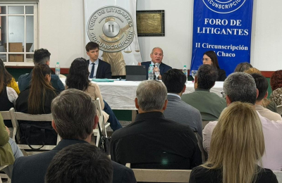 Jornada de capacitación con profesionales juristas