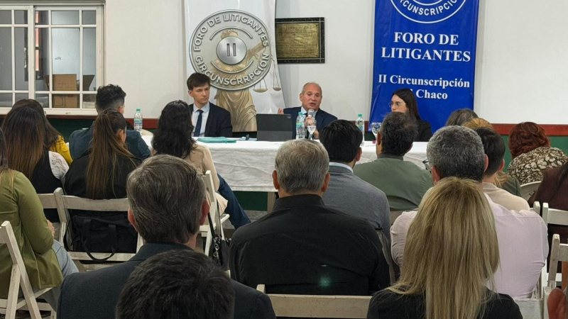 Jornada de capacitación con profesionales juristas