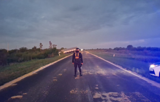 Violento choque entre dos camiones en la ruta 16 dejó un herido y complicó el tránsito