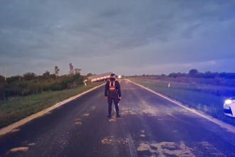 Violento choque entre dos camiones en la ruta 16 dejó un herido y complicó el tránsito