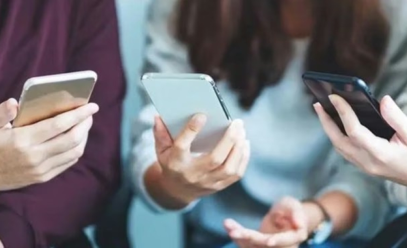 Detuvieron a un hombre de 32 años por mantener chats sexuales con una chica de 15