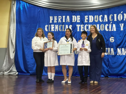 EPEP-496-Entregan-reconocimientos-a-los-estudiantes-que-lograron-destacarse-con-su-proyecto-a-nivel-nacional