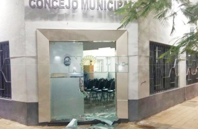 Investigan en Sáenz Peña atentado con disparos contra el Concejo Municipal y la Secretaría de Economía