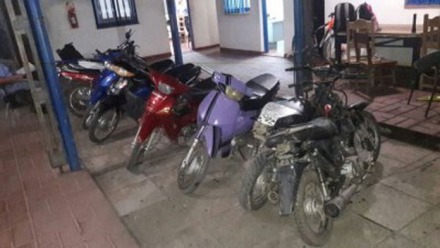 MOTOS-TRES.jpg