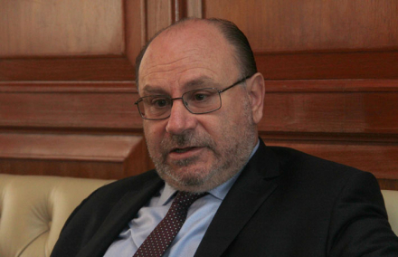 PIEDECASAS3.jpg