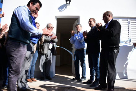 INAUGURA.jpg