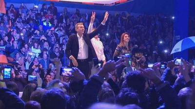 Randazzo lanzó su campaña con liturgia peronista, marcó diferencias con Cristina y fustigó al Gobierno