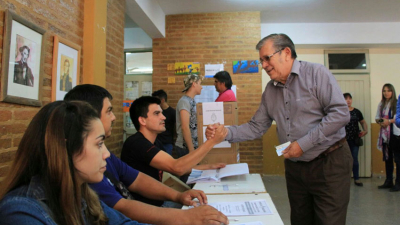 Martínez Campos: “La gente ha tomado conciencia de la batalla que se define con la elección de sus representantes”