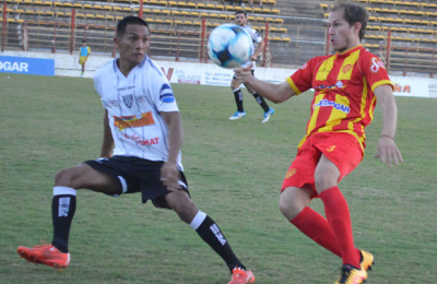 Sarmiento y For Ever en un clásico empate