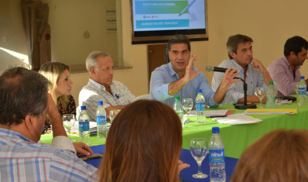 Capitanich-recaudación 3.jpg