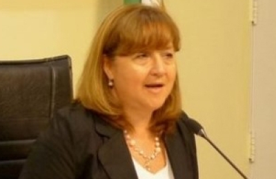 Mali Serrano asume en la secretaría General