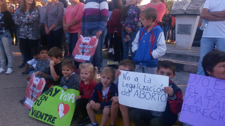 01-Niños en la MASIVA PARTICIPACIÓN a LA MARCHA NACIONAL POR LA VIDA.jpg