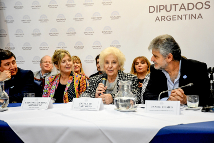 Abuelas Premio Nobel.jpg