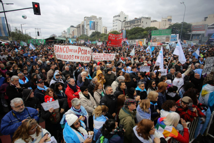 Marcha contra FMI 2.jpg