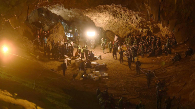 Concluyó con éxito el rescate de los niños atrapados en una cueva de Tailandia