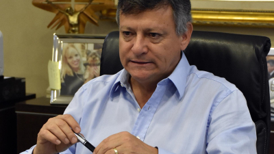 Peppo enviará proyecto de ley de tope salarial para activos y jubilados