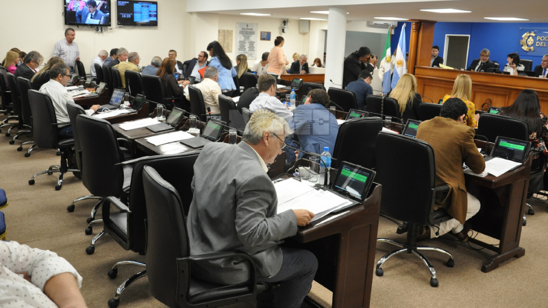 La norma para establecer el tope salarial se debatirá hoy en comisión