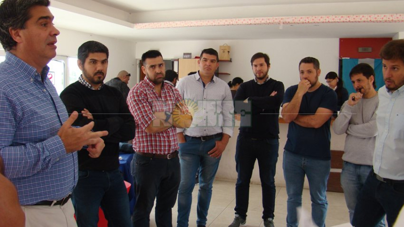Sarmiento realizó su asamblea y reeligió por otros dos años a Jorge Capitanich