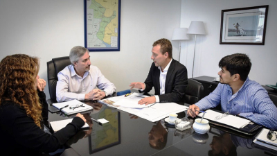 Echezarreta y representantes de GasNEA definieron la primera etapa de inversiones