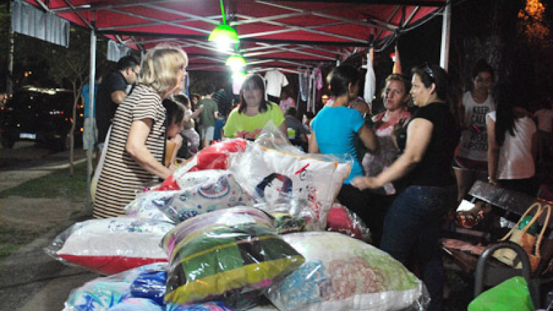 Se suspendió la feria navideña en la plaza 25 de Mayo