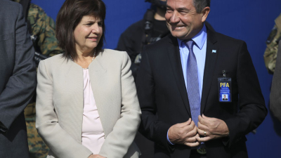 El gobierno comprará 300 pistolas Taser para aeropuertos y trenes