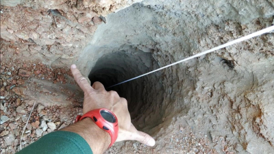 España en vilo por rescate de bebé que cayó en un pozo de 100 metros