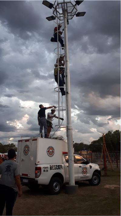 rescate plaza 1.JPG