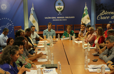 El Gobierno prepara descuentos para los docentes que se adhieran al paro