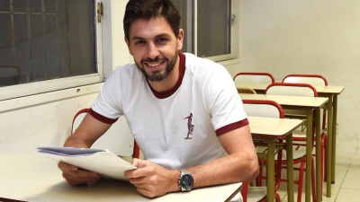 Nunca es tarde: Poroto Lux terminó la secundaria