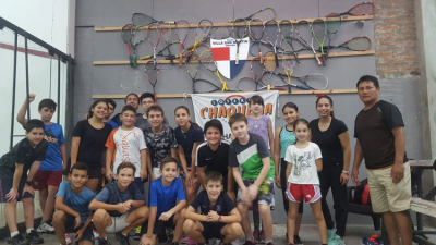 El squash convoca en Villa San Martín