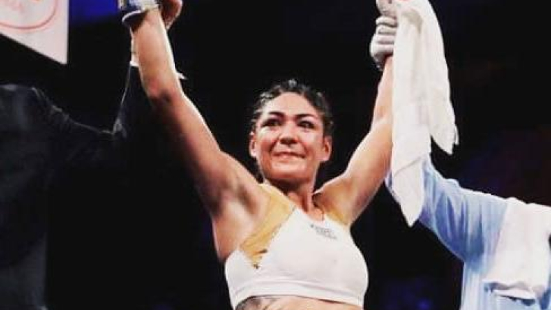 En fallo unánime, Brenda Carabajal se consagró campeona mundial pluma