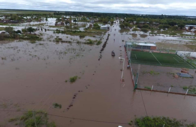 La inundación llegó a San Bernardo: 50 familias evacuadas en el Lote 6