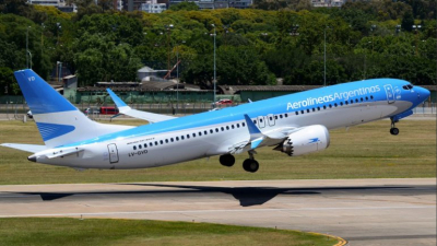 Los pilotos levantaron el paro del fin de semana en vuelos de Aerolíneas Argentinas y Austral