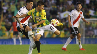River se fue masticando bronca por el empate