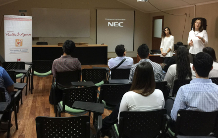 3-entrega-becas-UNNE.jpg
