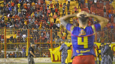 Sarmiento sufrió otro pésimo arbitraje y se quedó sin nada ante Deportivo Madryn