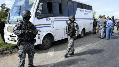 Imputaron a cuatro agentes del Servicio Penitenciario de Santa Fe por la fuga de nueve presos