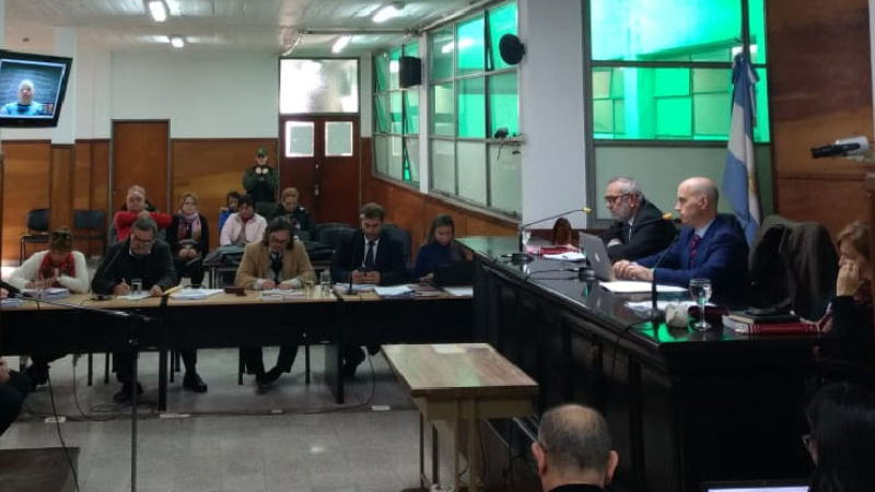 Continúa el juicio contra los prefectos acusados de matar a un empleado judicial