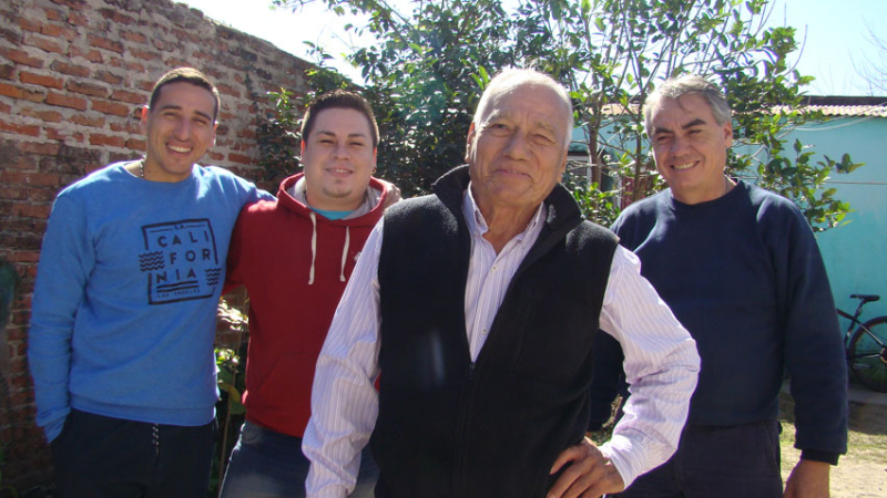 La aventura de remar las aguas del Bermejo, de principio a fin, y en los 60