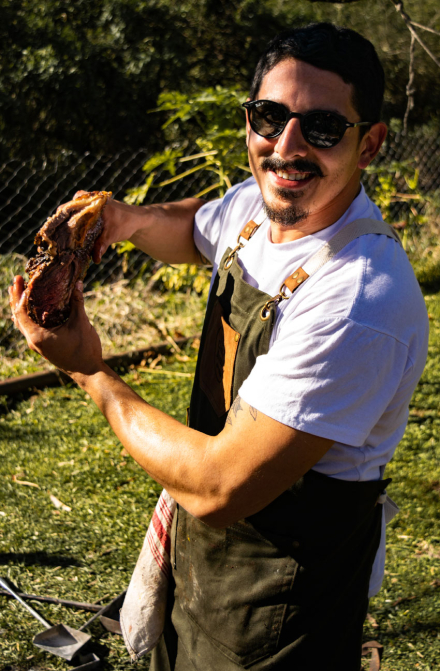 MAXIASADOR.jpg