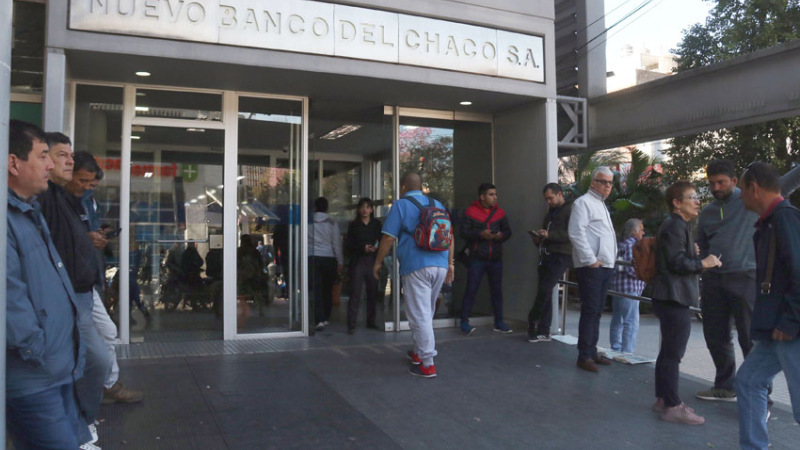 Tras la restricción, no hubo sorpresas en la extracción de dólares