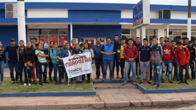 Jóvenes de Tres Isletas jugaron en “El Gigante de la Avenida”