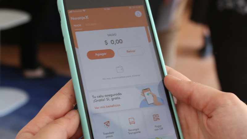 Nace Naranja X y su app llega con seguro gratis para el celular